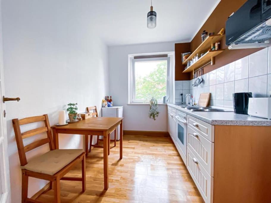 Helle Wohnung Im Norden Leipzigs Exteriör bild